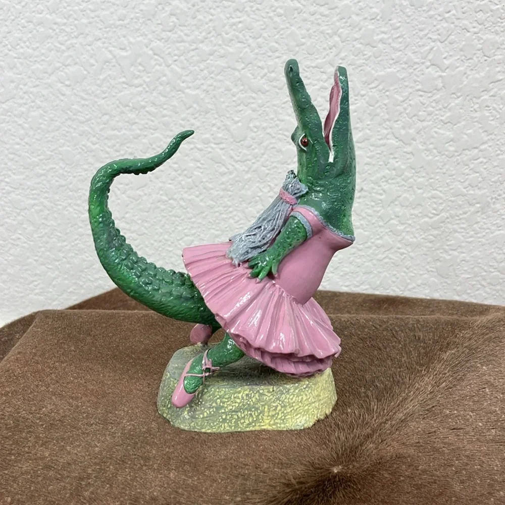 Gators Galore ballerina charming